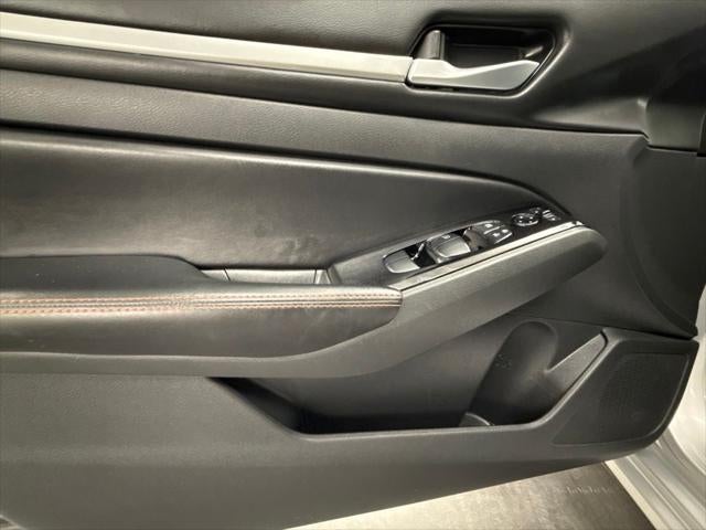 2025 Nissan Altima SR FWD