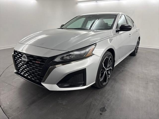 2025 Nissan Altima SR FWD