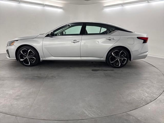 2025 Nissan Altima SR FWD