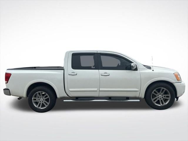 2015 Nissan Titan SL