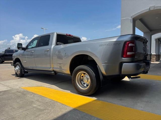 2024 RAM 3500 Laramie Crew Cab 4x4 8' Box