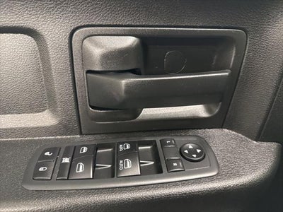 2020 RAM 1500 Classic Tradesman Crew Cab 4x2 5'7' Box