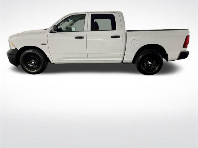 2020 RAM 1500 Classic Tradesman Crew Cab 4x2 5'7' Box