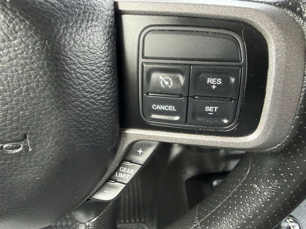 2020 RAM 2500 Tradesman Crew Cab 4X4 6'4' Box