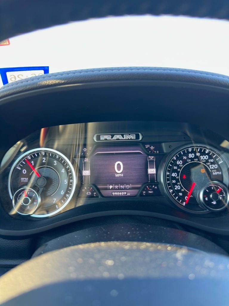 2019 RAM 2500 Laramie Crew Cab 4x4 6'4' Box