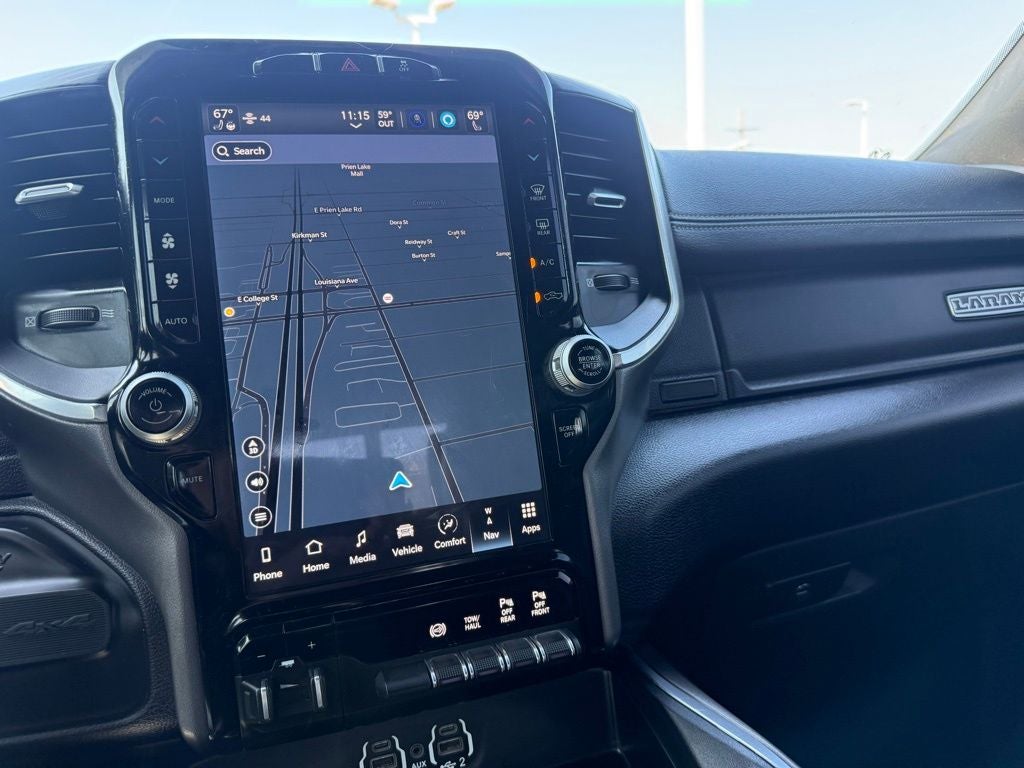 2023 RAM 2500 Laramie Crew Cab 4x4 6'4' Box