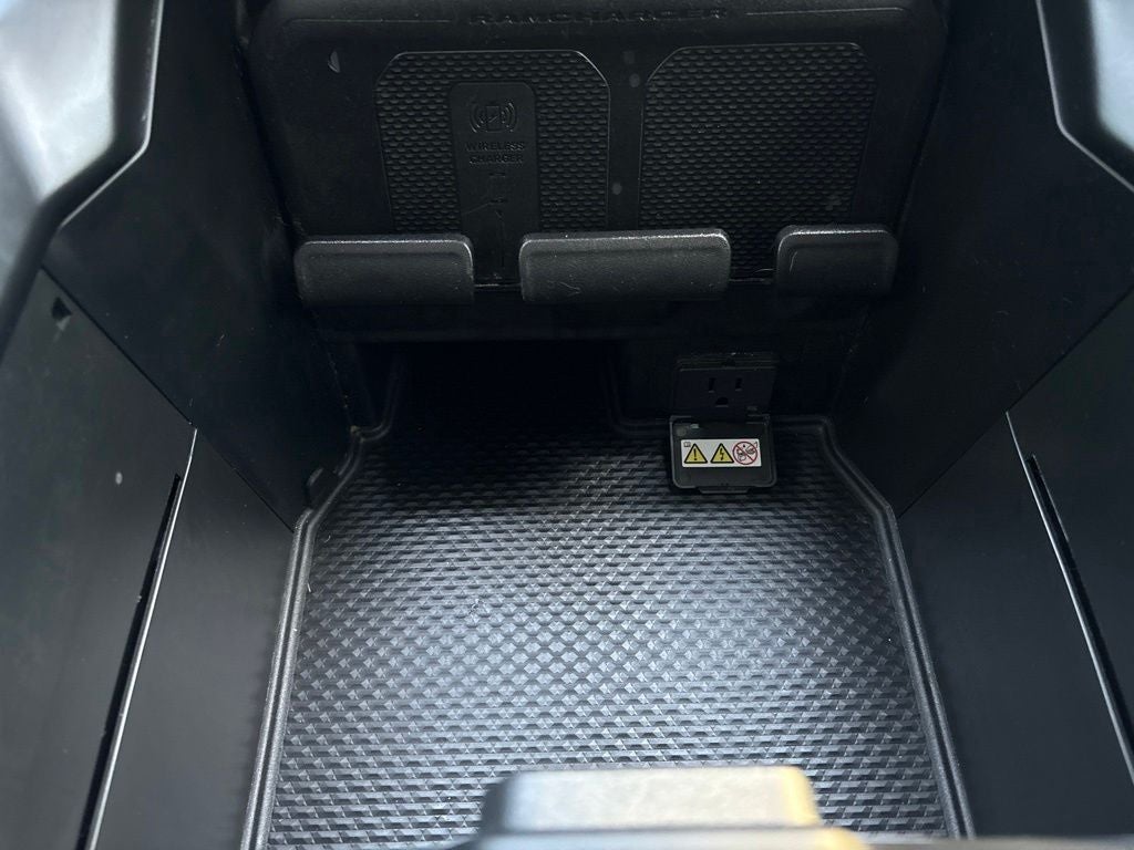 2022 RAM 2500 Limited Mega Cab 4x4 6'4' Box