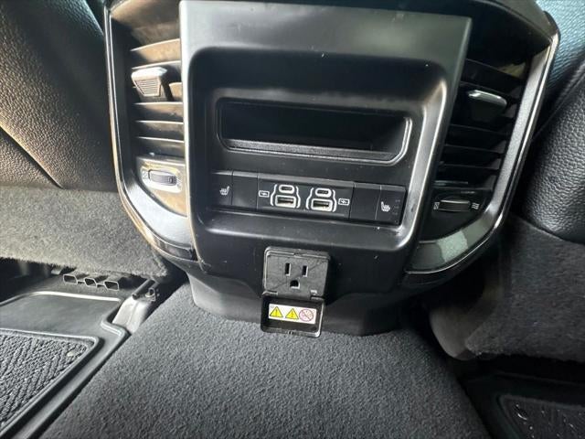 2022 RAM 2500 Limited Mega Cab 4x4 6'4' Box