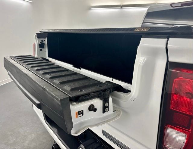 2022 GMC Sierra 1500 Limited 4WD Crew Cab Short Box Elevation