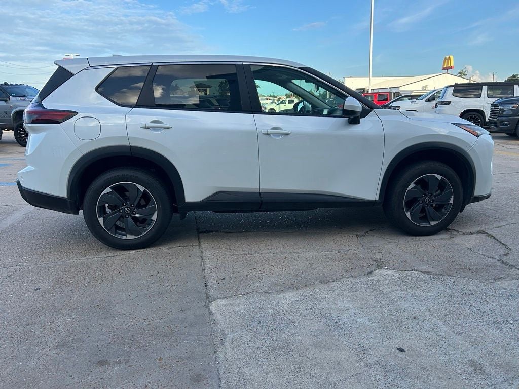 2024 Nissan Rogue SV FWD