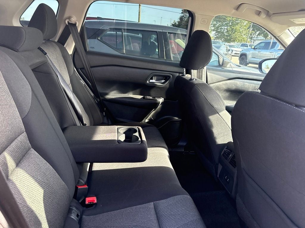 2024 Nissan Rogue SV FWD