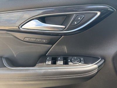 2023 Buick Envision Essence FWD