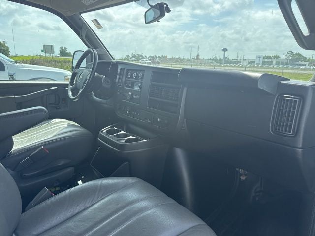 2023 Chevrolet Express 3500 LS Passenger