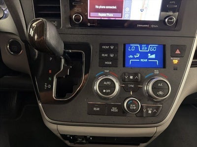 2020 Toyota Sienna XLE