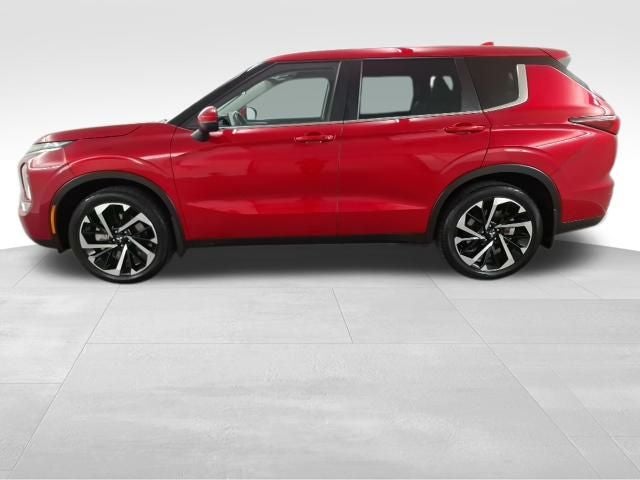 2023 Mitsubishi Outlander SE