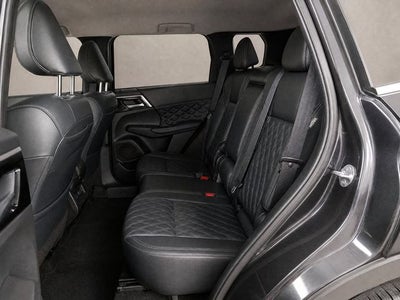 2023 Mitsubishi Outlander SEL