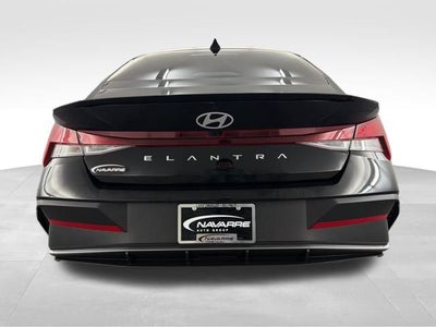 2025 Hyundai Elantra SEL Sport