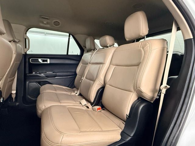 2021 Ford Explorer Base