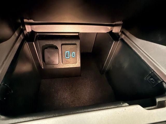 2021 Ford Explorer Base