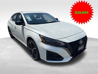 2025 Nissan Altima 2.5 SR