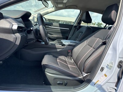 2025 Nissan Altima 2.5 SR