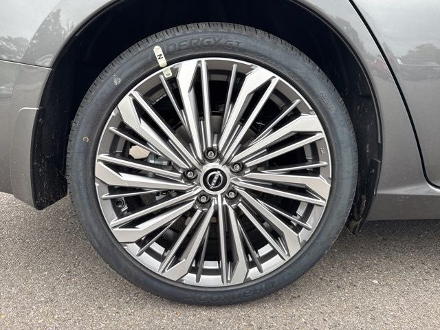 2025 Nissan Altima 2.5 SL