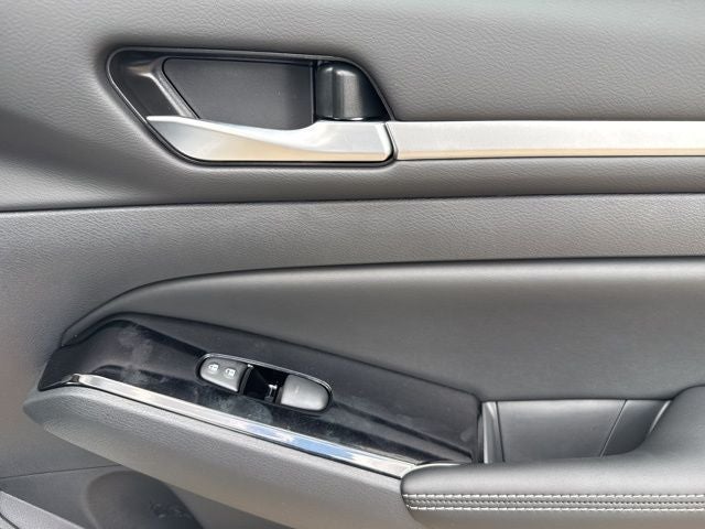 2025 Nissan Altima 2.5 SL