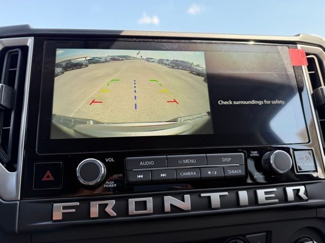 2025 Nissan Frontier SV