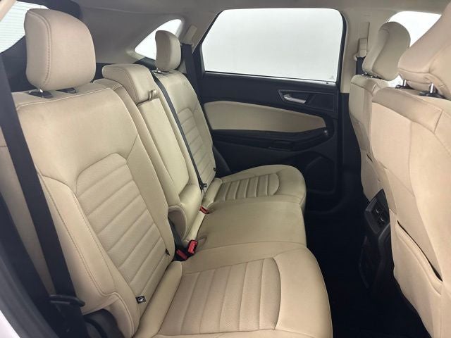 2020 Ford Edge SE