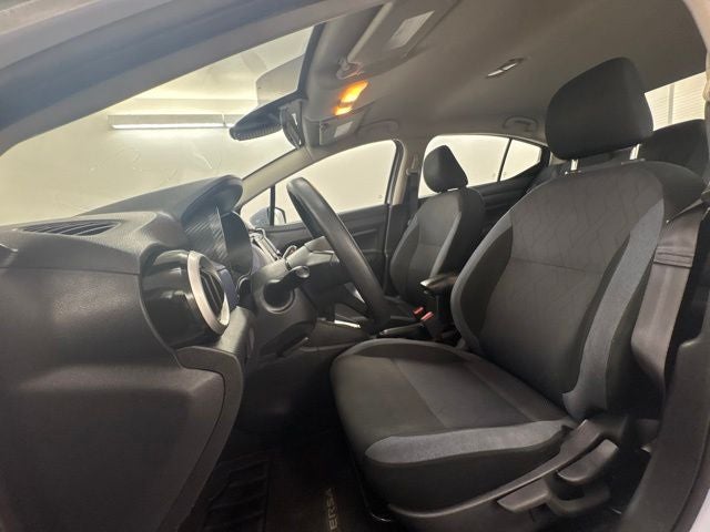 2023 Nissan Versa 1.6 SV