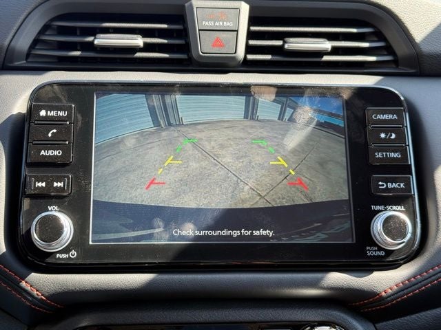 2025 Nissan Versa 1.6 SR