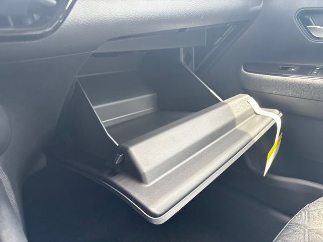2026 Nissan Kicks SV — photo 29