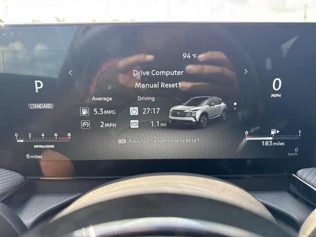 2025 Nissan Kicks SR