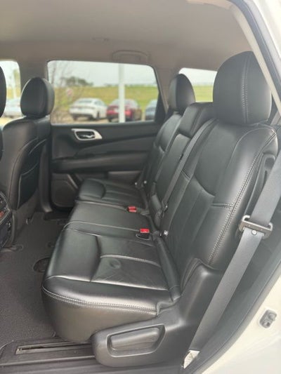 2015 Nissan Pathfinder SL