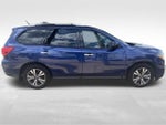 2017 Nissan Pathfinder SV