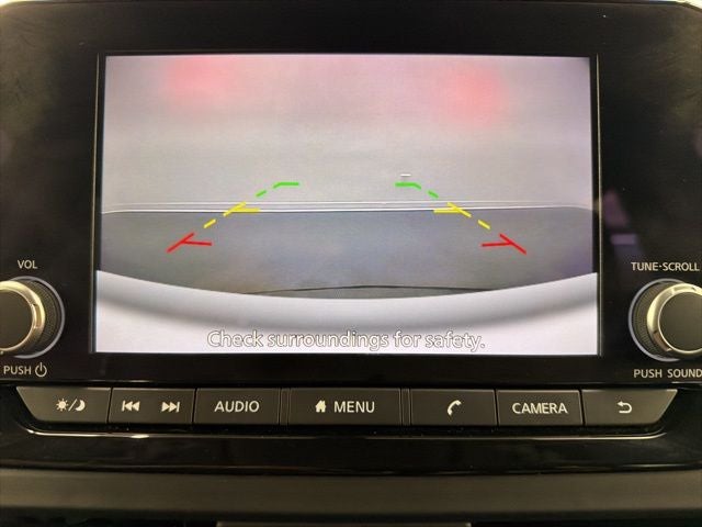 2024 Nissan Pathfinder S