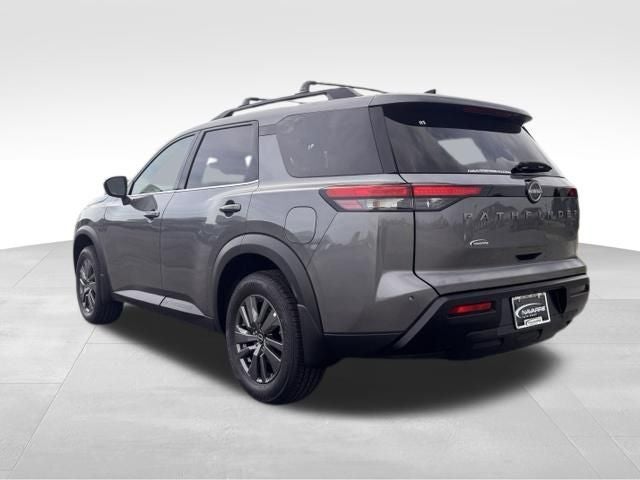 2026 Nissan Pathfinder SV — photo 8