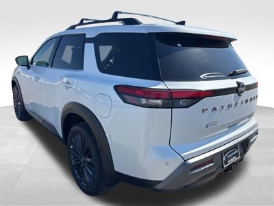 2026 Nissan Pathfinder SL