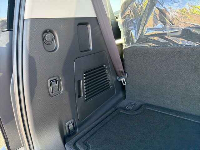 2026 Nissan Armada SV