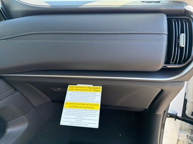 2026 Nissan Armada SV