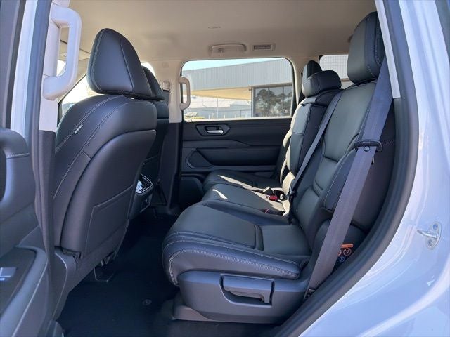 2026 Nissan Armada SV