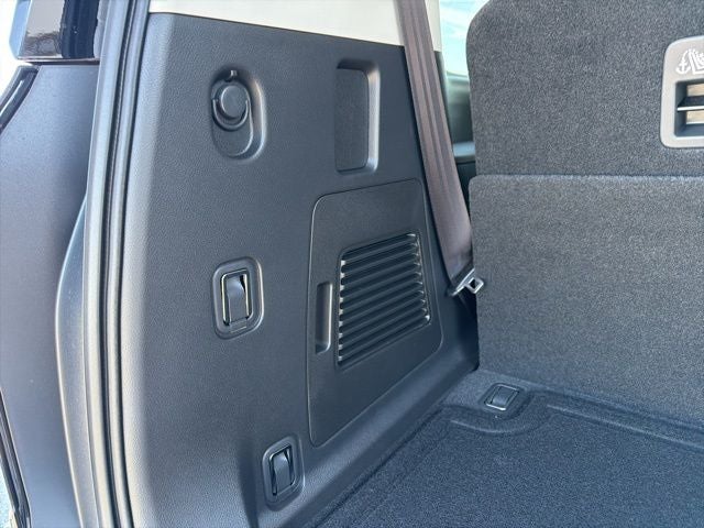 2026 Nissan Armada SV