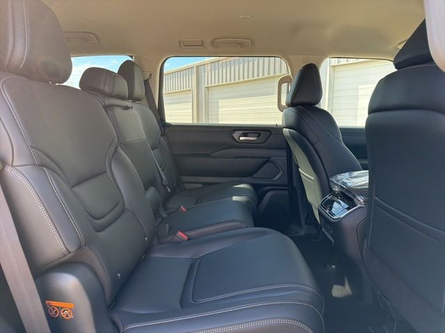 2026 Nissan Armada SV