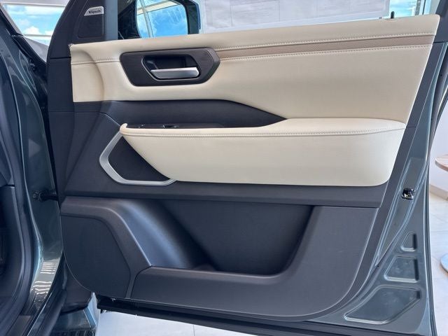 2025 Nissan Armada Platinum Reserve