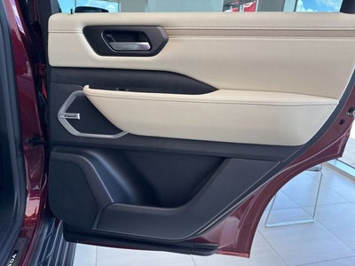 2025 Nissan Armada Platinum