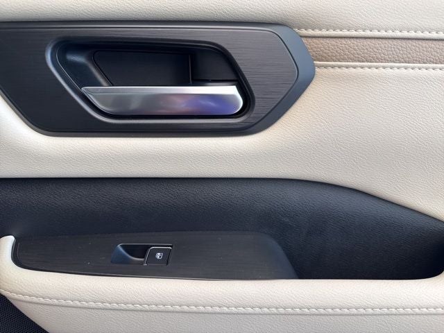 2025 Nissan Armada Platinum