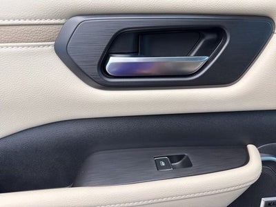 2025 Nissan Armada Platinum