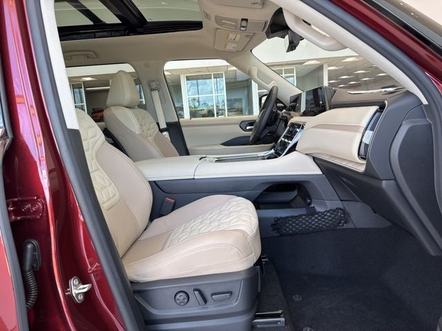 2025 Nissan Armada Platinum