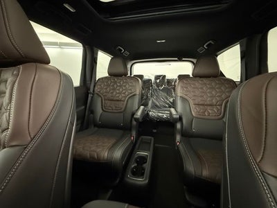 2025 Nissan Armada Platinum