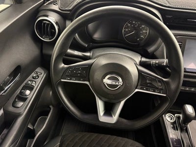 2022 Nissan Kicks SV